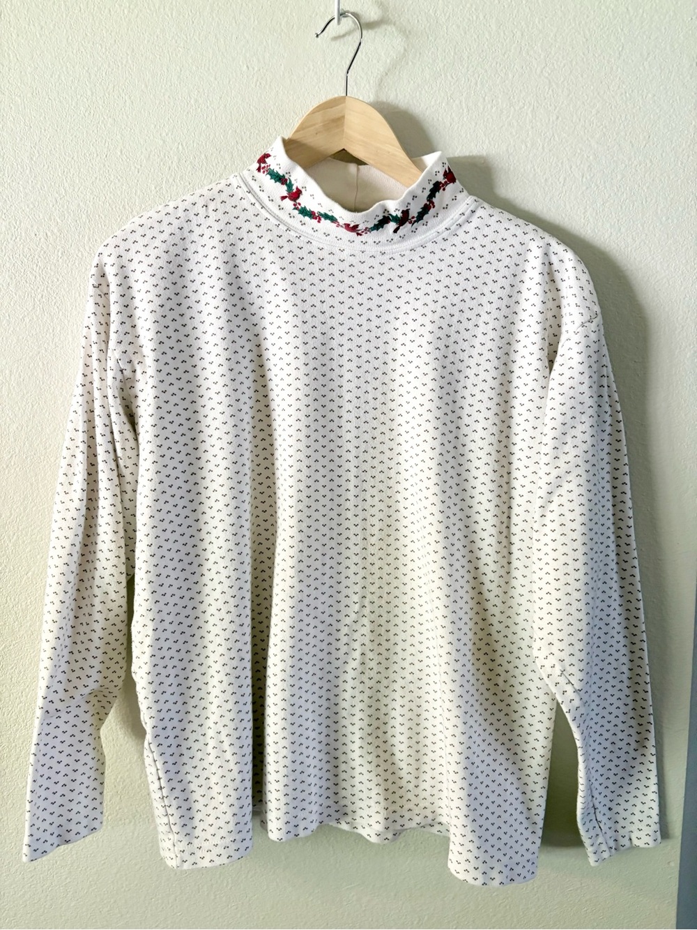 Vintage 90s Northern Reflections Cream Long Sleeve Mock Neck Top Large